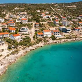 4 Bedroom Villa with Pool near Milna, Brac Island Sleeps 8 